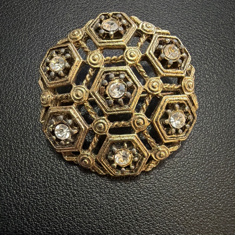Vintage Clear Rhinestone Crystals Hexagon Yellow Gold Tone Brooch Pin 1.5"